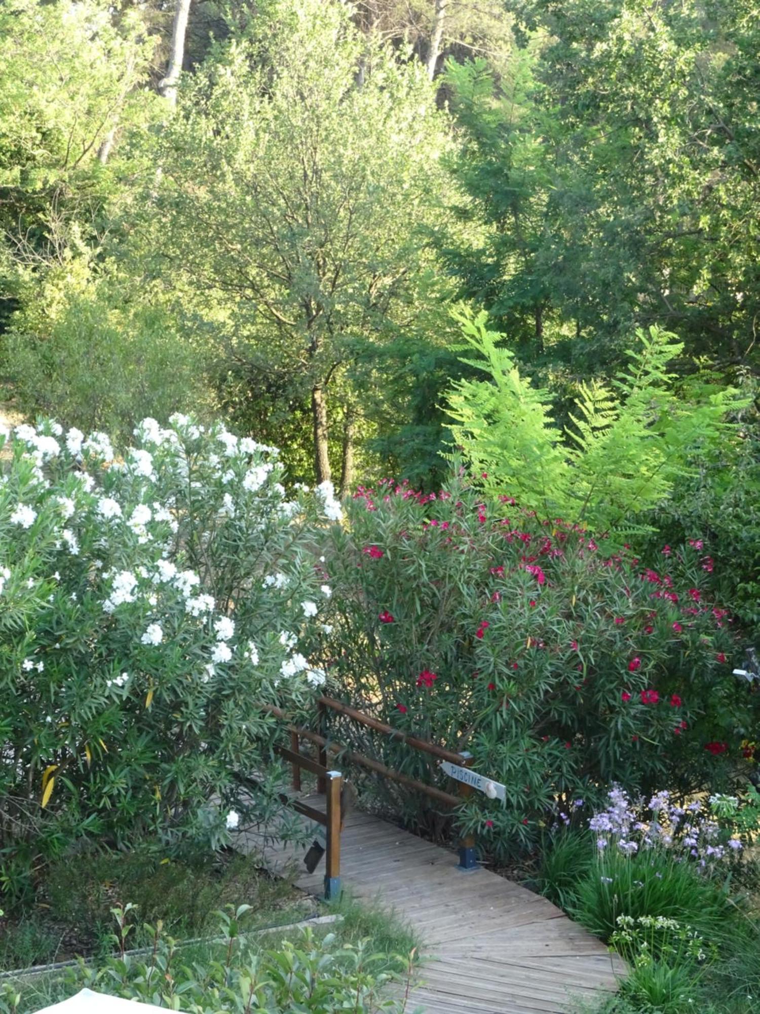 Les Ecrins D'Aix-En-Provence Villa Exterior photo